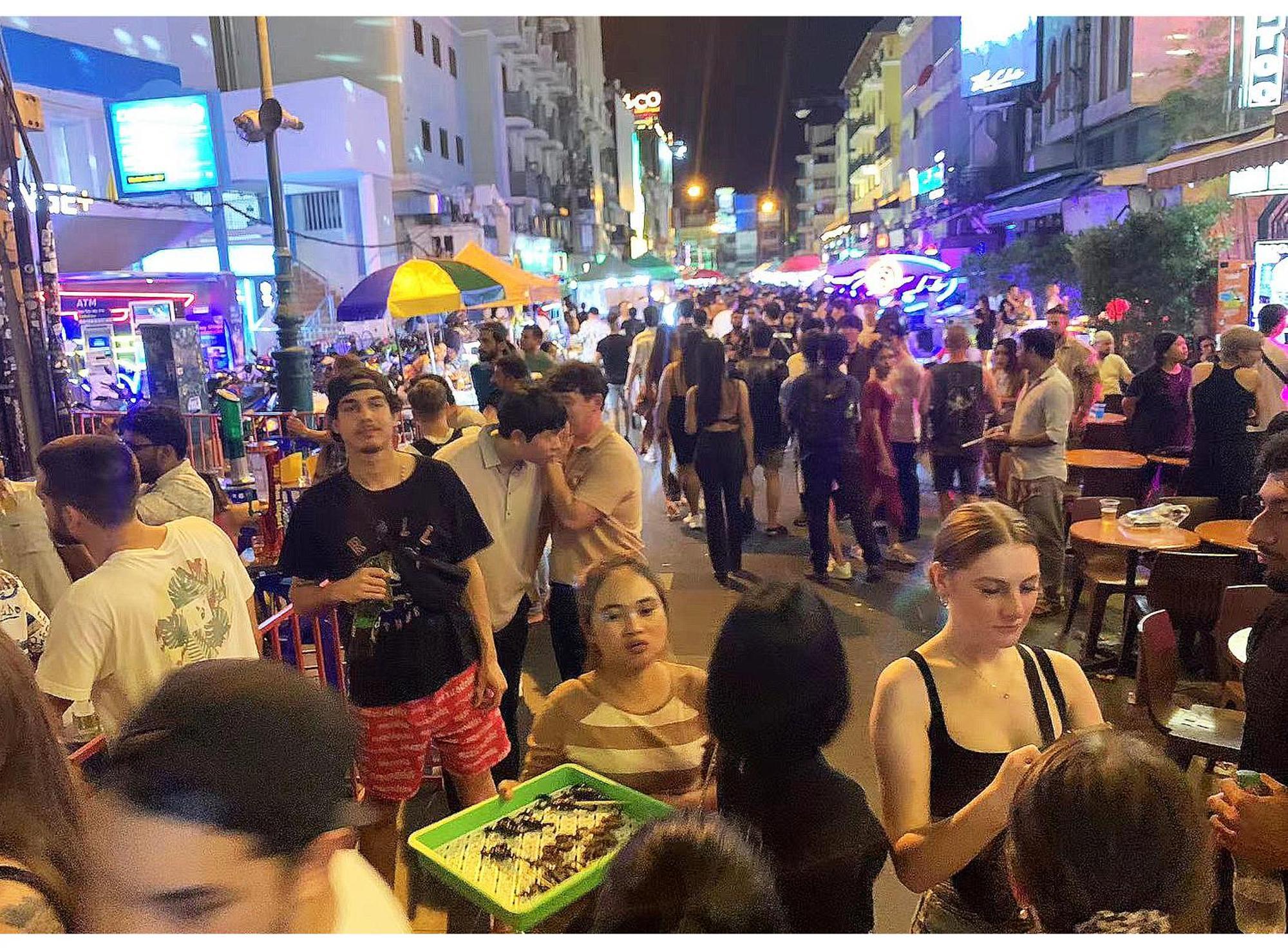 Susu Khaosan Hostel بانكوك المظهر الخارجي الصورة